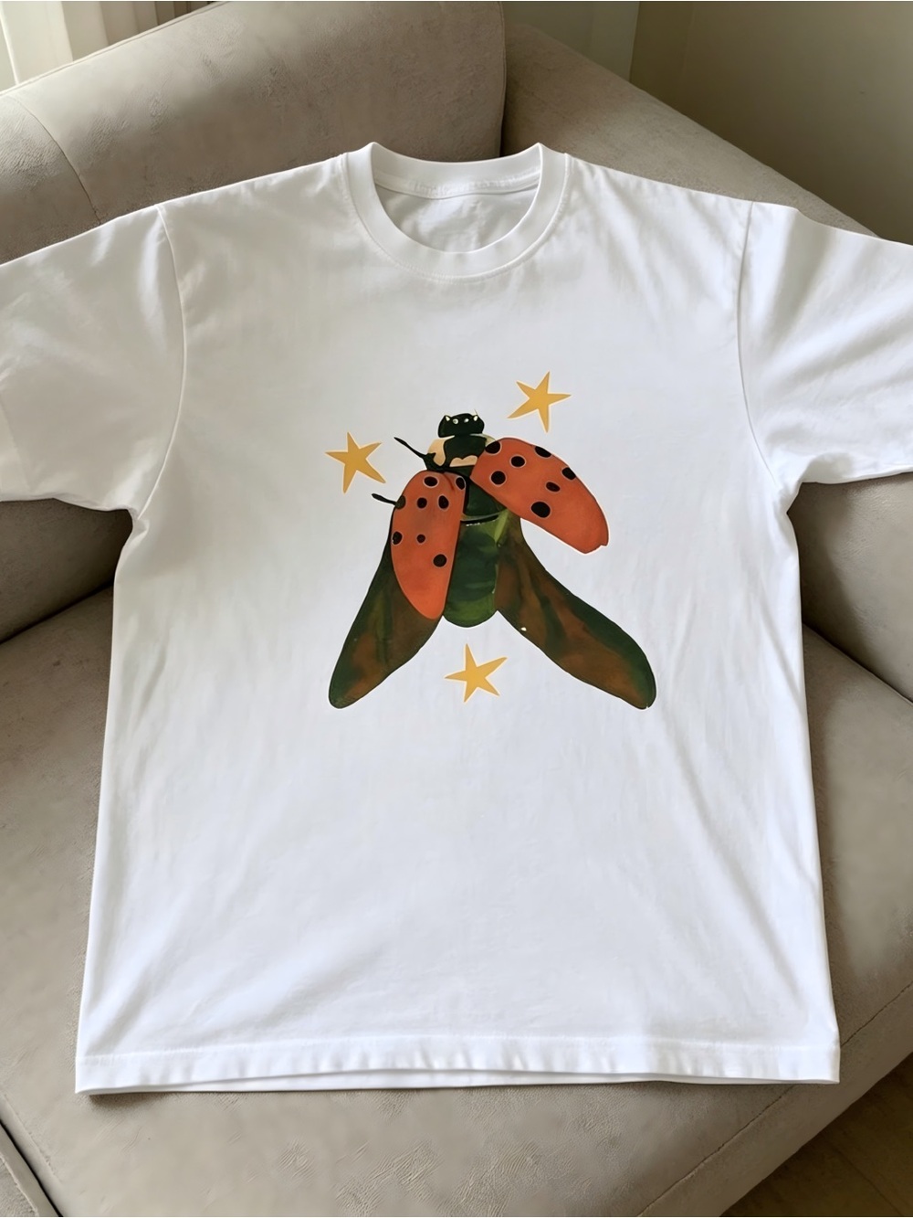 Ladybug white Women Men T-shirt Unisex